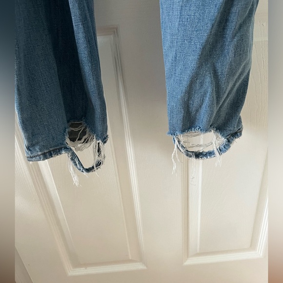 Abercrombie Ultra High Rise Ankle Straight Jeans - 33 - Picture 5 of 5